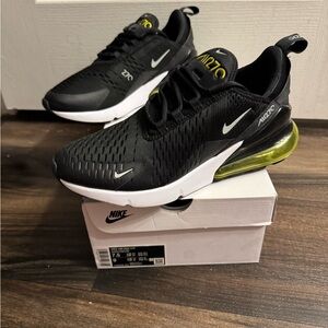 Nike Air Max 270 Sneakers